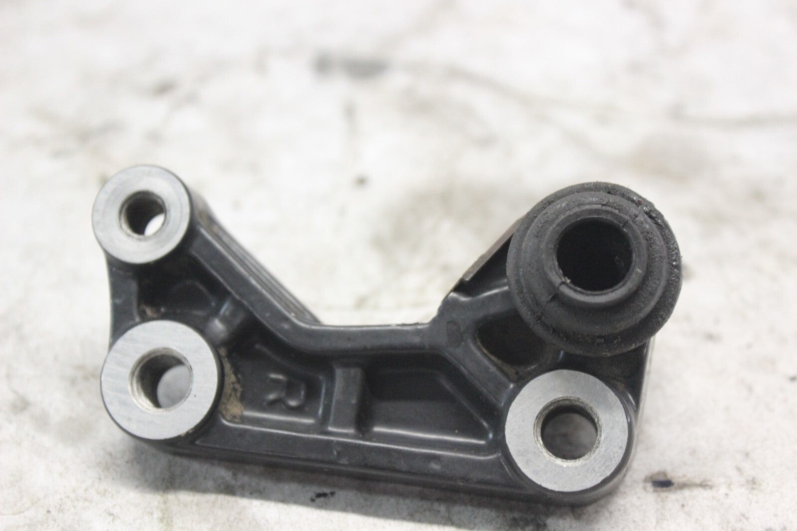 RIGHT CALIPER BRACKET 45210-443-763 1982 HONDA GL500I SILVERWING