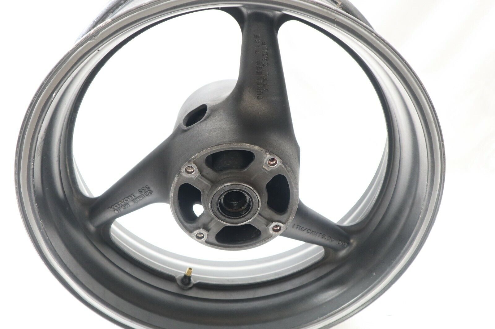 OEM Honda Motorcycle Rear Wheel 17" x 6" 2002 CBR900rr 42650-MCJ-750ZA