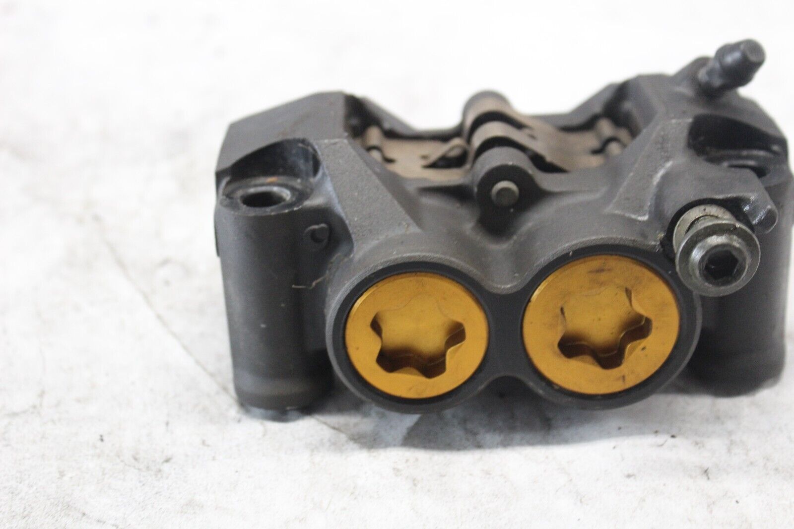 FRONT RIGHT CALIPER ASSY 2C0-2580U-00-00 2007 YAMAHA R6 YZFR6