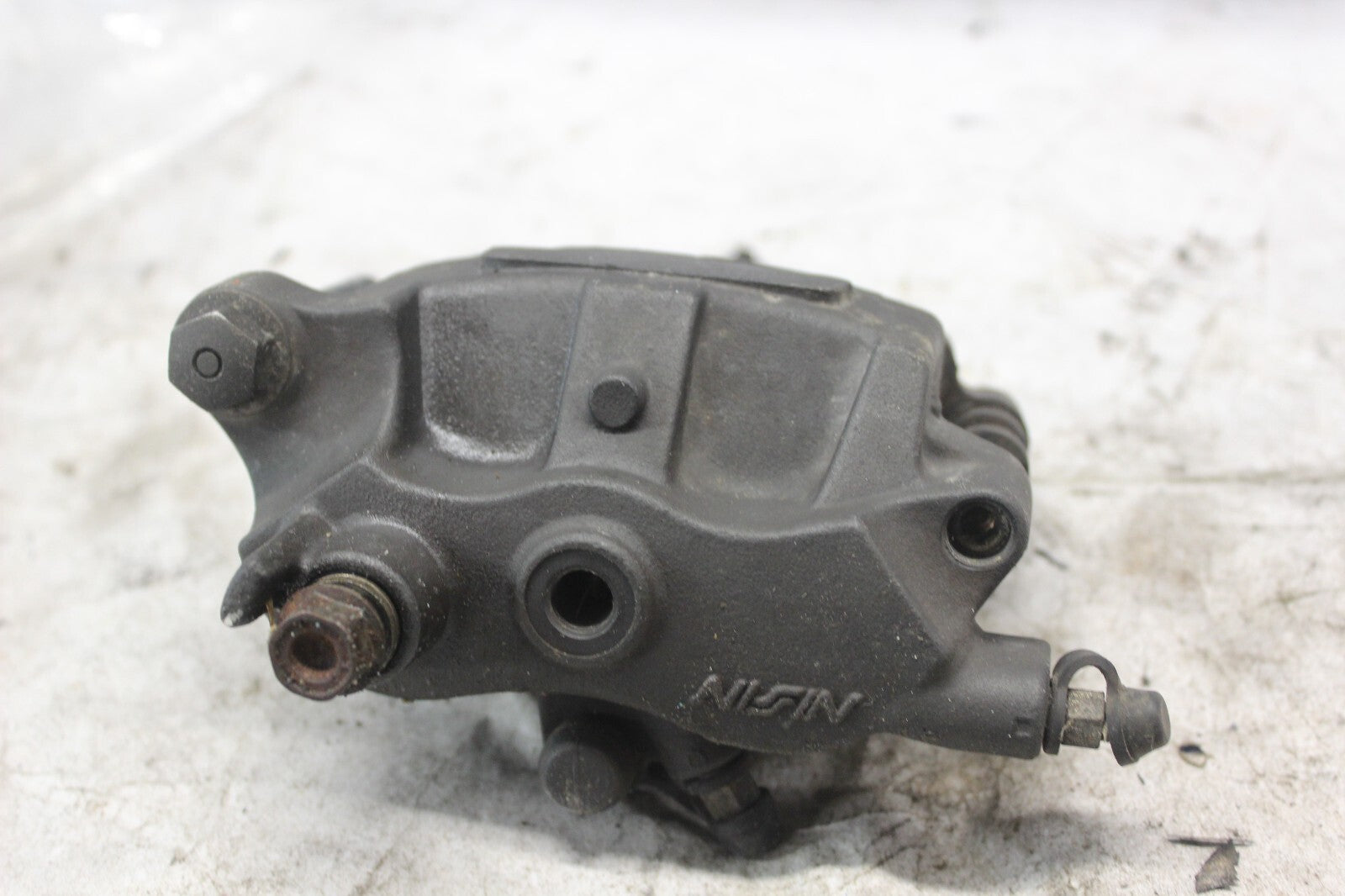REAR CALIPER ASSY 43150-MCW-D01 2002 HONDA VFR800 INTERCEPTOR