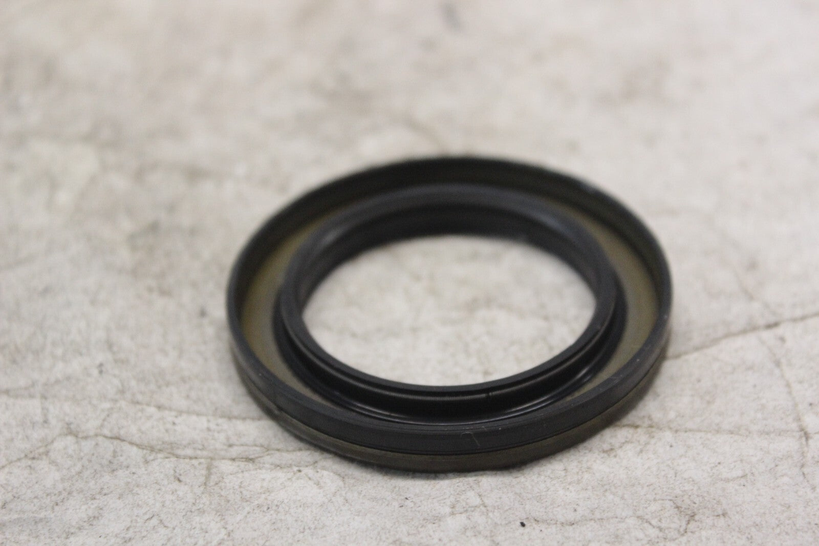 DRIVESHAFT SEAL 09283-42017 2002 SUZUKI HAYABUSA GSX1300R