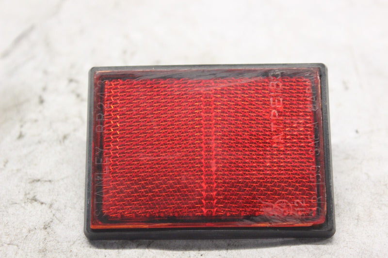 REAR REFLEX REFLECTOR RED 33741-415-602 1982 HONDA GOLDWING GL1100A