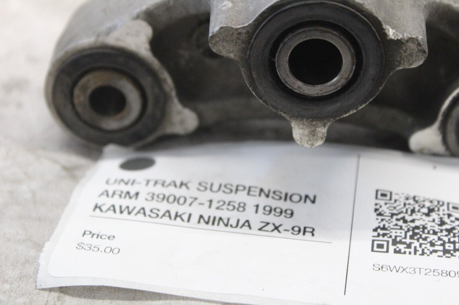 UNI-TRAK SUSPENSION ARM 39007-1258 1999 KAWASAKI NINJA ZX-9R