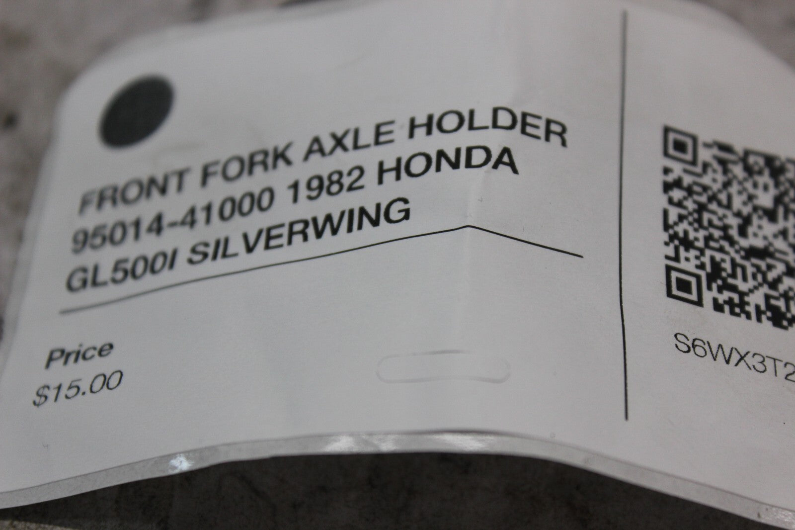 FRONT FORK AXLE HOLDER 95014-41000 1982 HONDA GL500I SILVERWING