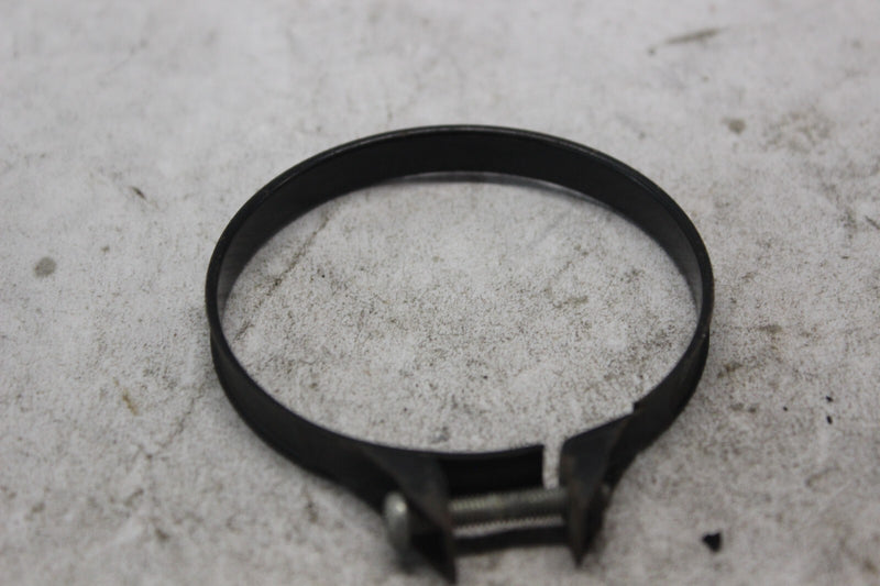 AIR CLEANER TUBE CLAMP 17255-MN1-670  1998 HONDA CBR900RR