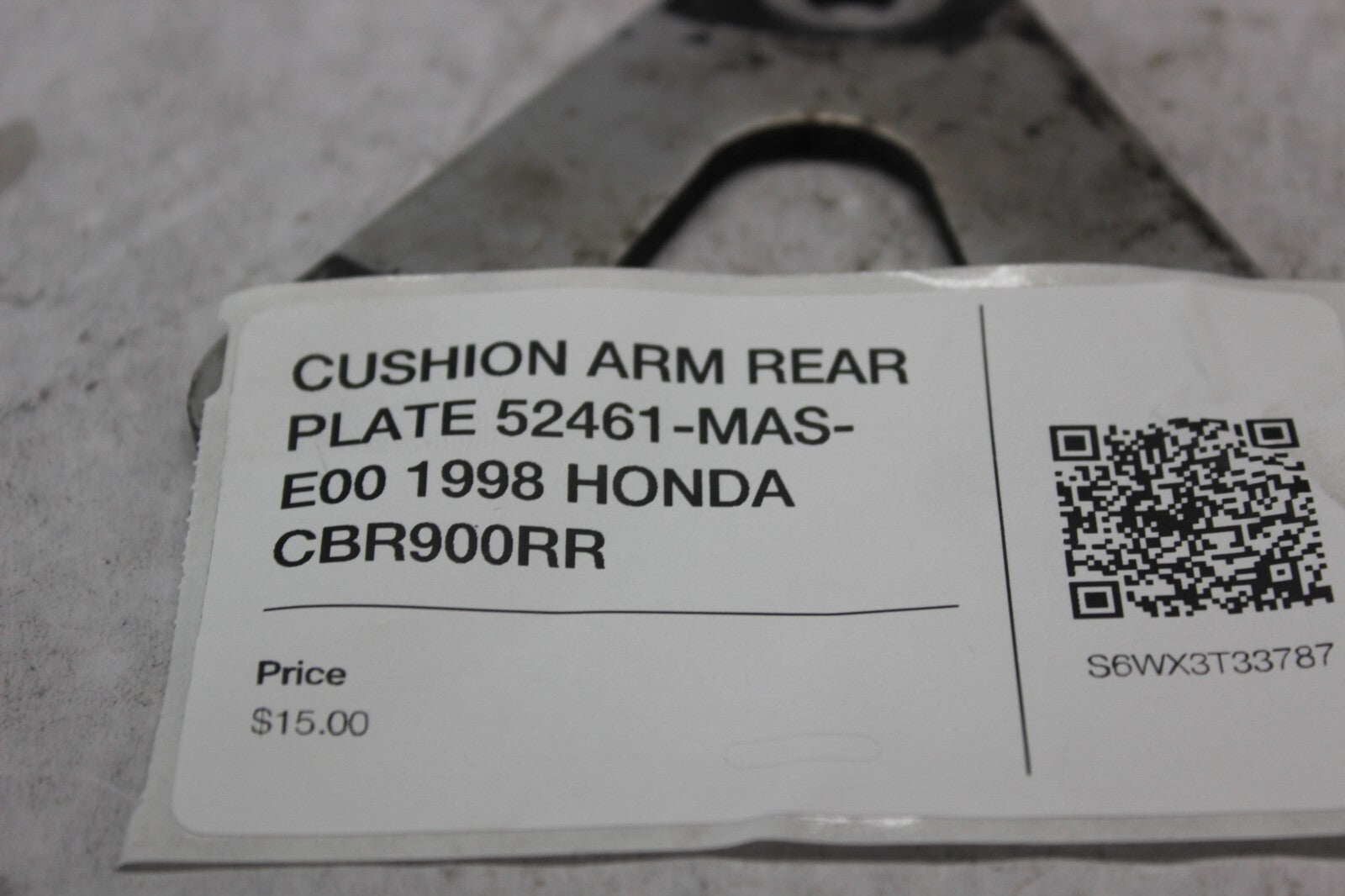 CUSHION ARM REAR PLATE 52461-MAS-E00 1998 HONDA CBR900RR