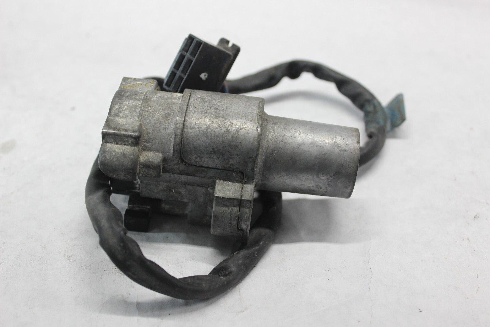 IGNITION SWITCH ASSY NO KEY 35100-MAS-A02 1998 HONDA CBR900RR