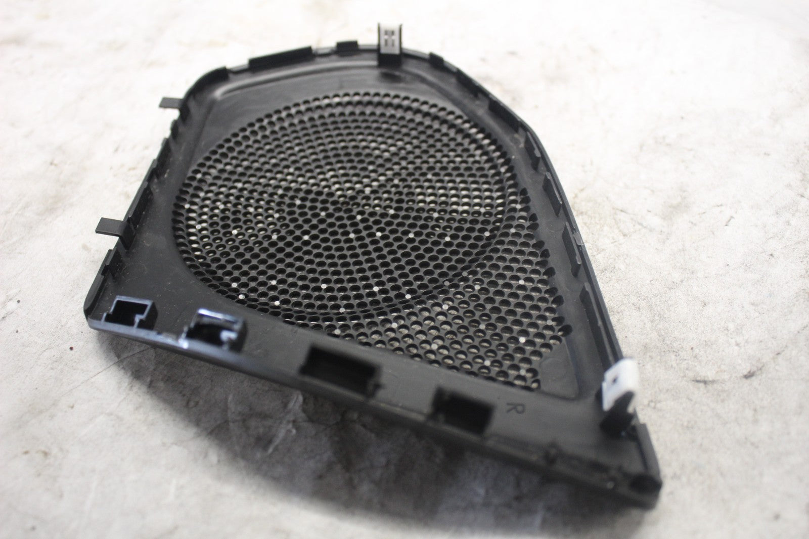 e0521f04-b4b7-4db4-9957-c82cdb9edddd