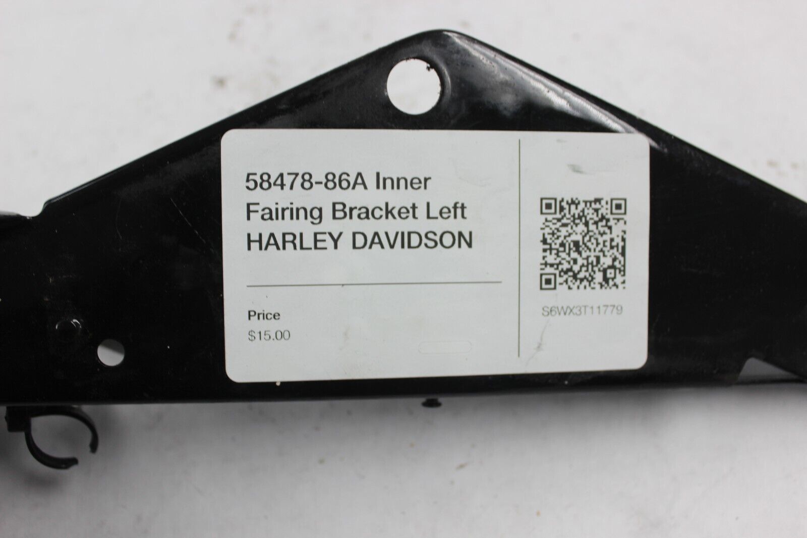 58478-86A Inner Fairing Bracket Left HARLEY DAVIDSON
