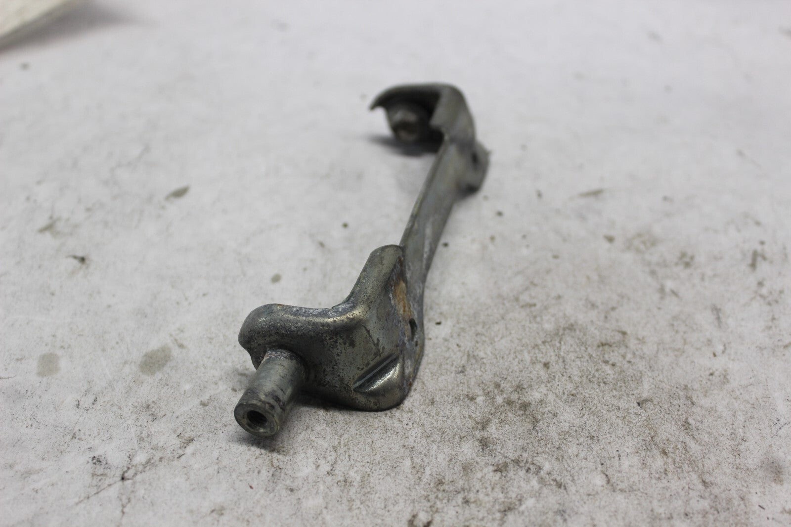 SEAT LOCK PLATE 77231-MAS-E00 1998 HONDA CBR900RR