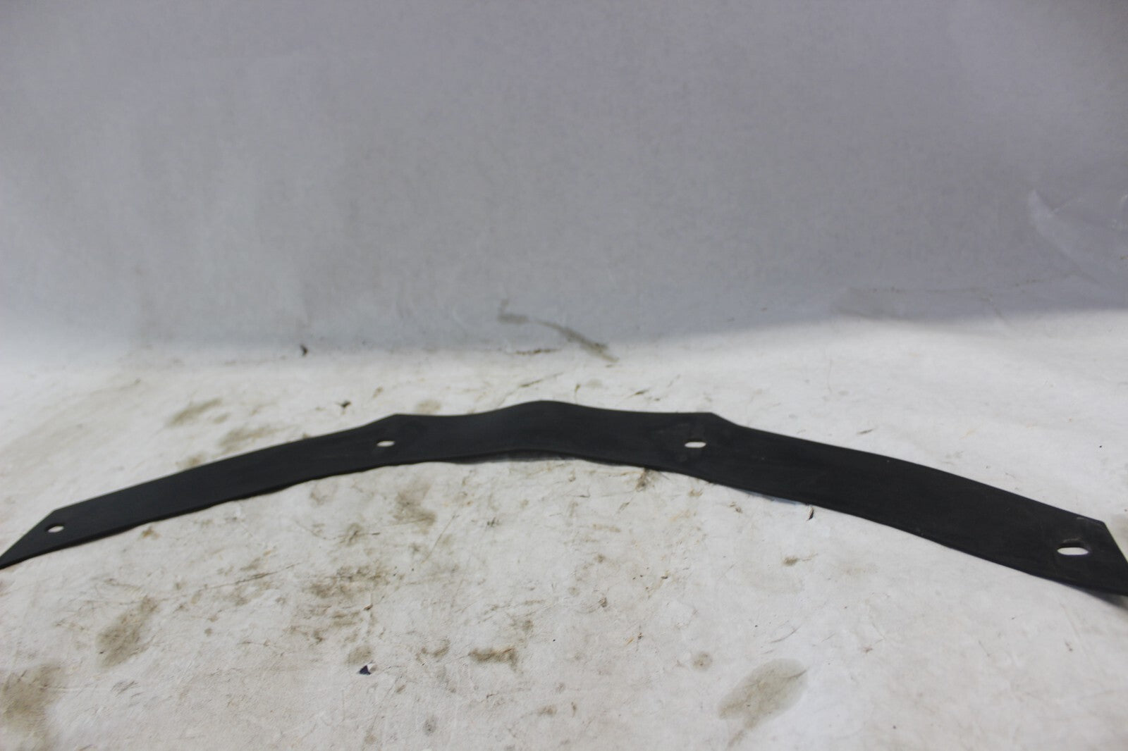 WINDSCREEN RUBBER 64115-463-770 1982 HONDA GOLDWING GL1100A