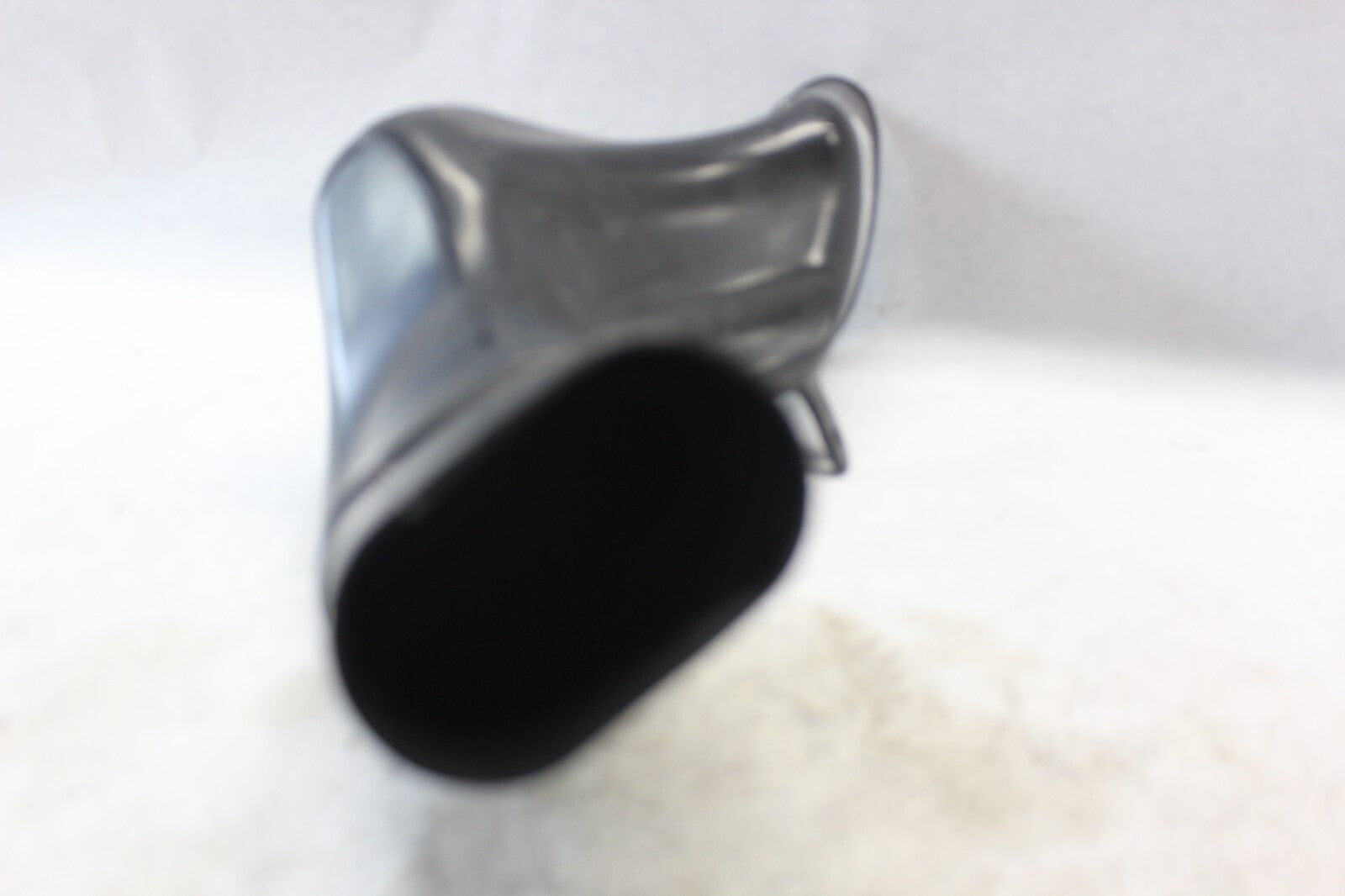 AIR INTAKE PIPE RIGHT 94421-24F01 2002 SUZUKI HAYABUSA GSX1300R