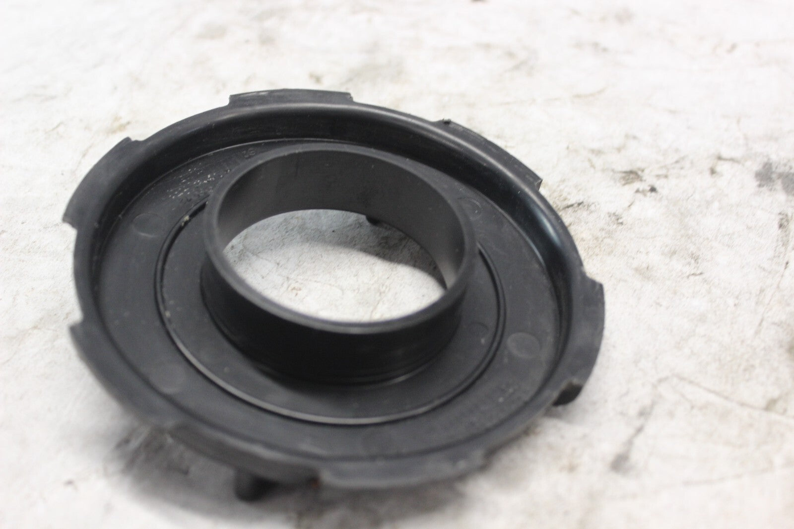 AIR CLEANER ELEMENT CAP 17212-415-000 1982 HONDA GL500I SILVERWING