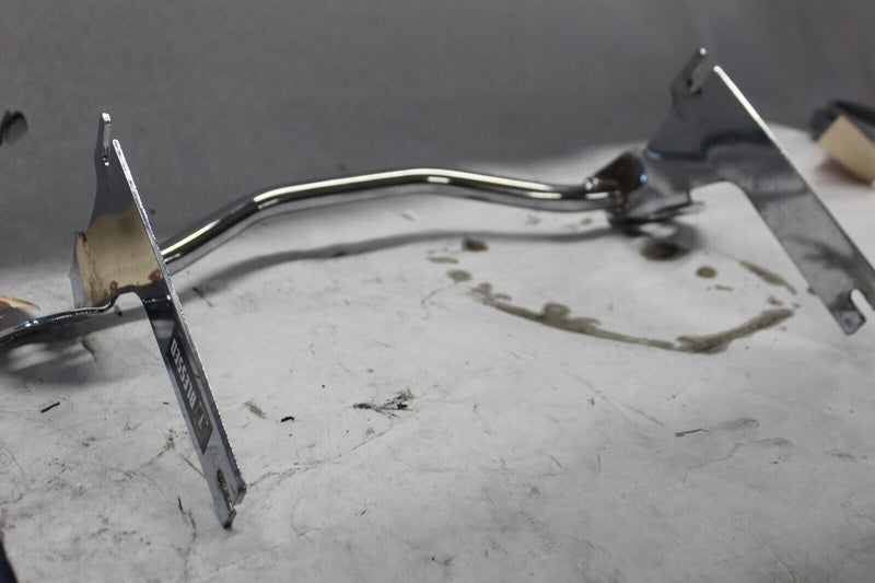 PASSING LAMP BRACKET 68712-94 2005 ROAD KING CUSTOM FLHRSI