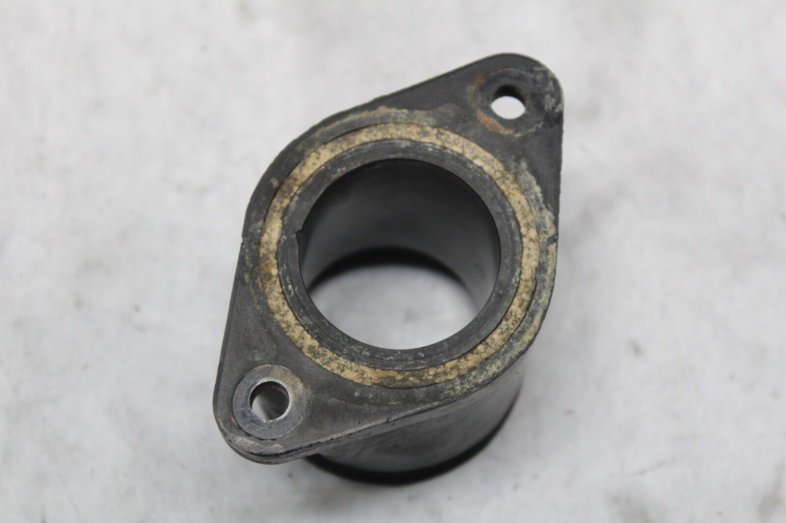 INTAKE PIPE RIGHT 13103-32F00 2001 SUZUKI BANDIT GSF1200S