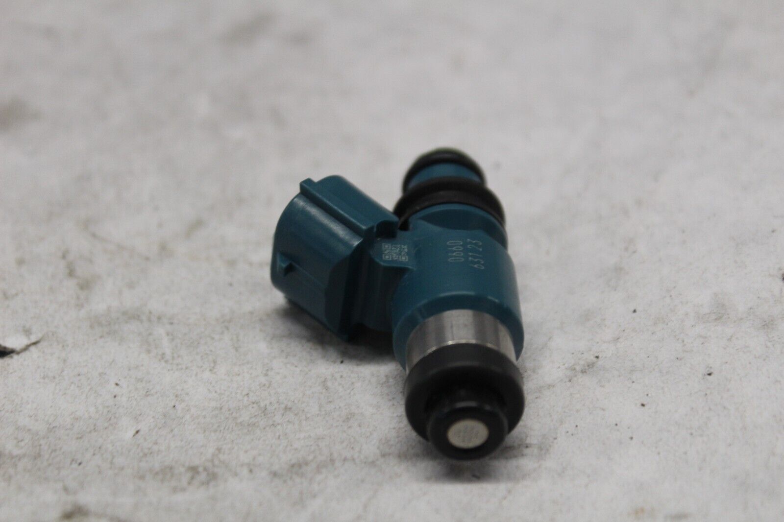 FUEL INJECTOR 2C0-13761-10-00 2007 YAMAHA R6 YZFR6