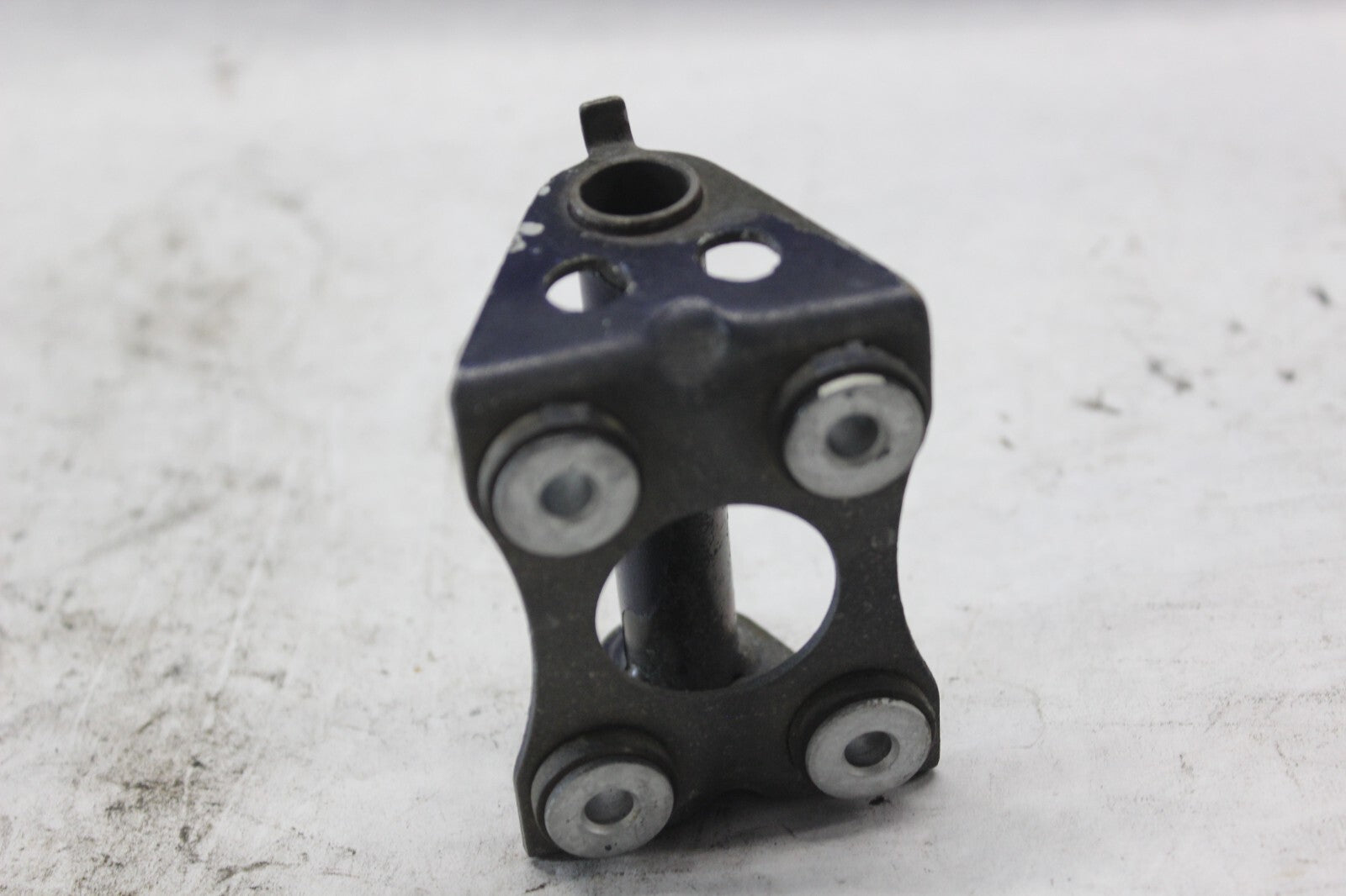 REAR TANK BRACKET 1 44530-35F00 2002 SUZUKI GSX-R1000