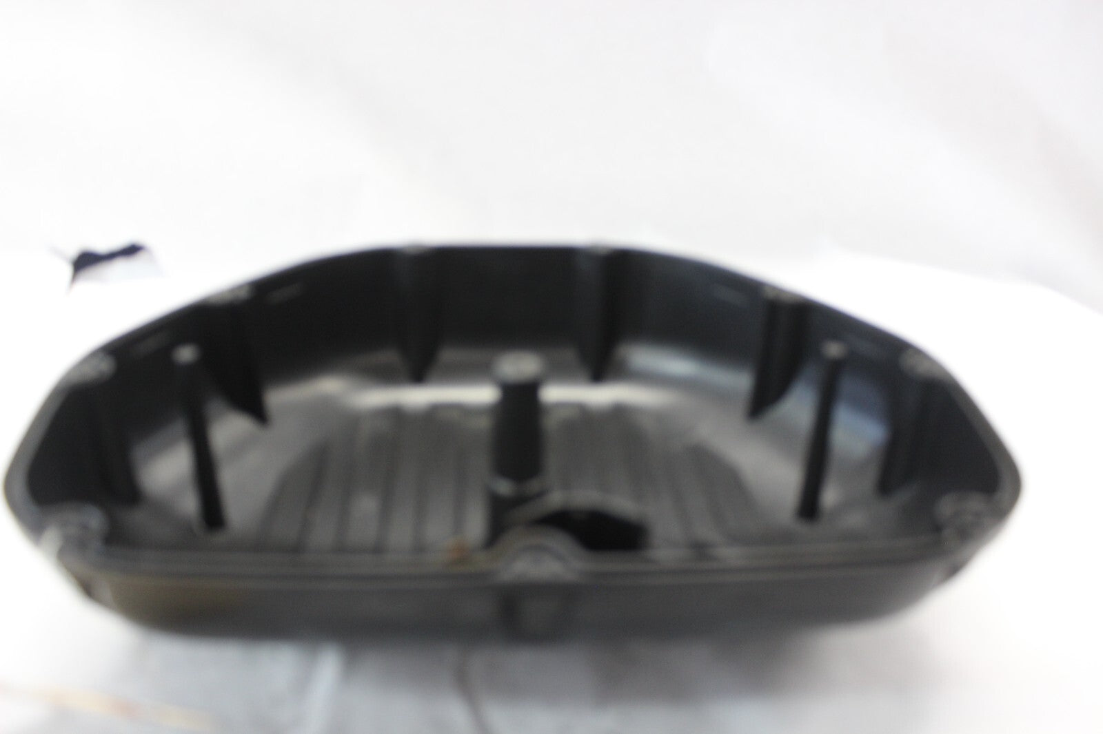 AIR CLEANER CAP 13740-35F00 2002 SUZUKI GSX-R1000