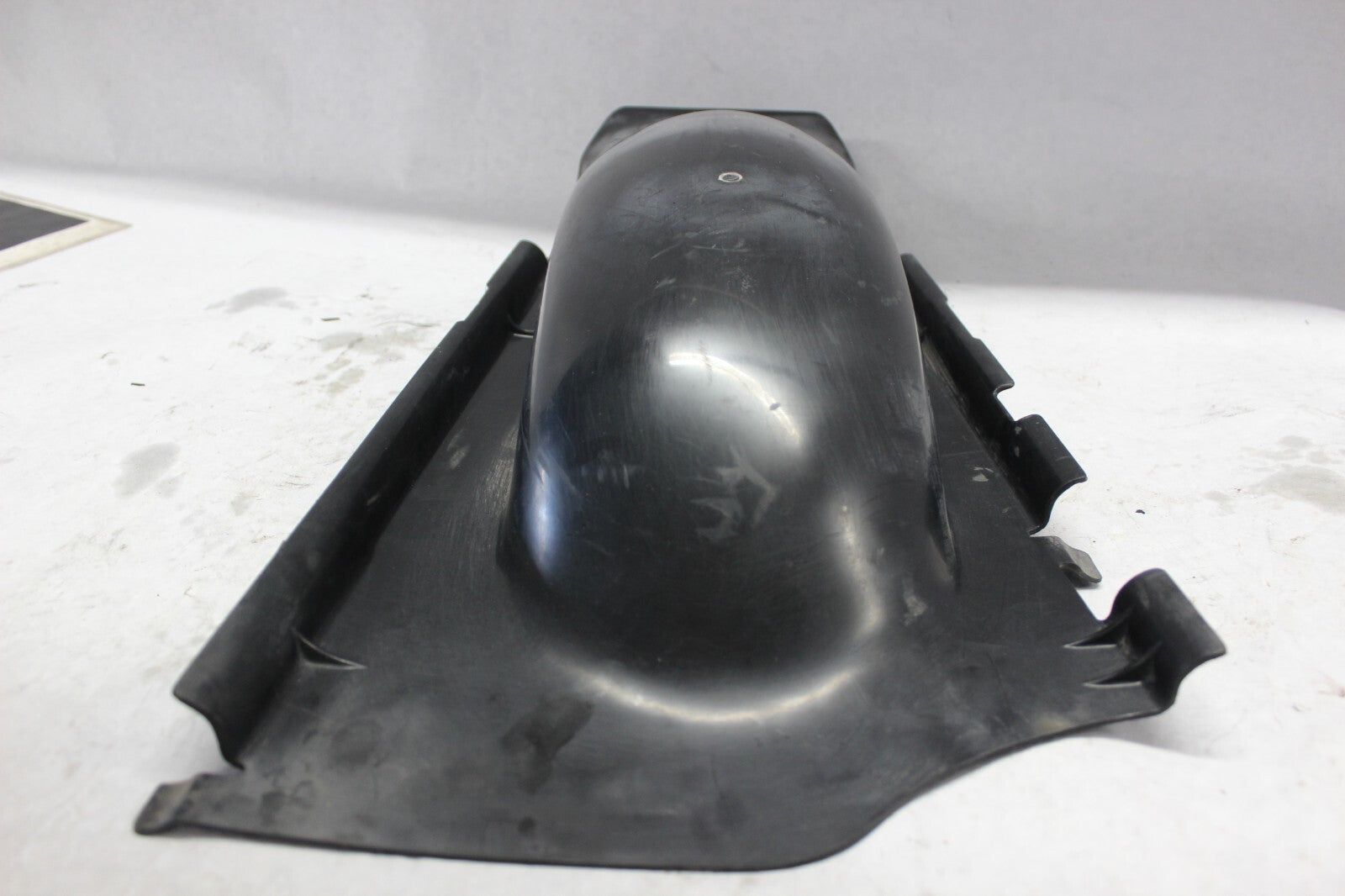 REAR FENDER B 80101-MA1-000 1982 HONDA SILVERWING GL5001
