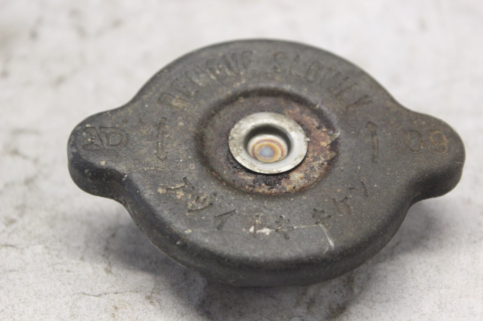 RADIATOR CAP 19045-692-003 1982 HONDA GOLDWING GL1100A