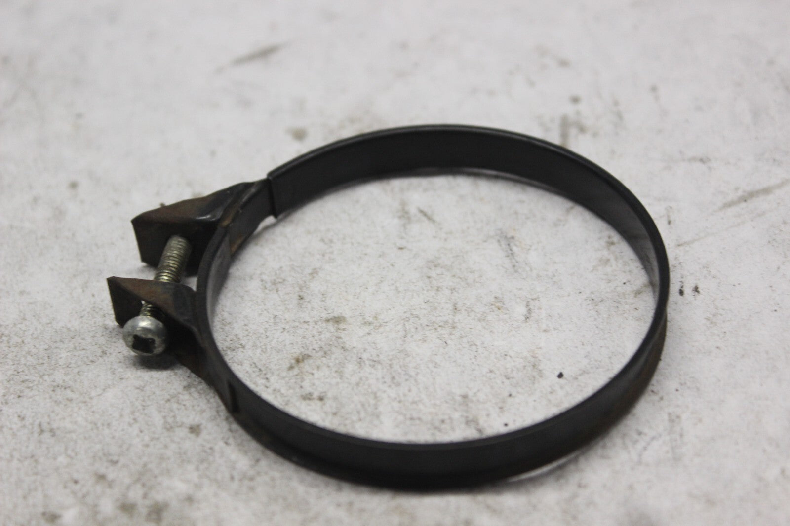 AIR CLEANER TUBE CLAMP 17255-MN1-670  1998 HONDA CBR900RR