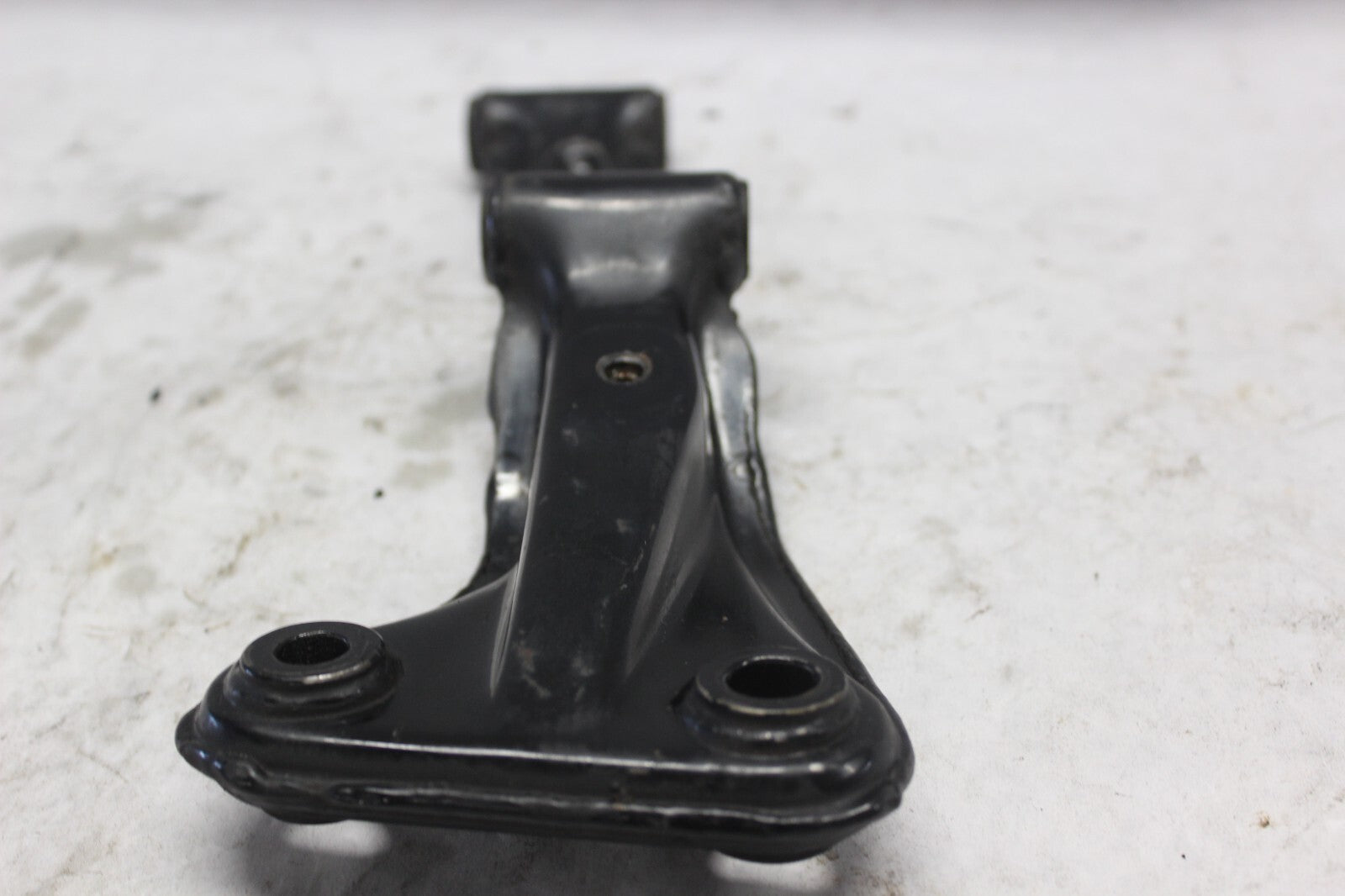 LEFT FRONT ENGINE HANGER BRACKET 50320-MA1-000 1982 HONDA GL500I