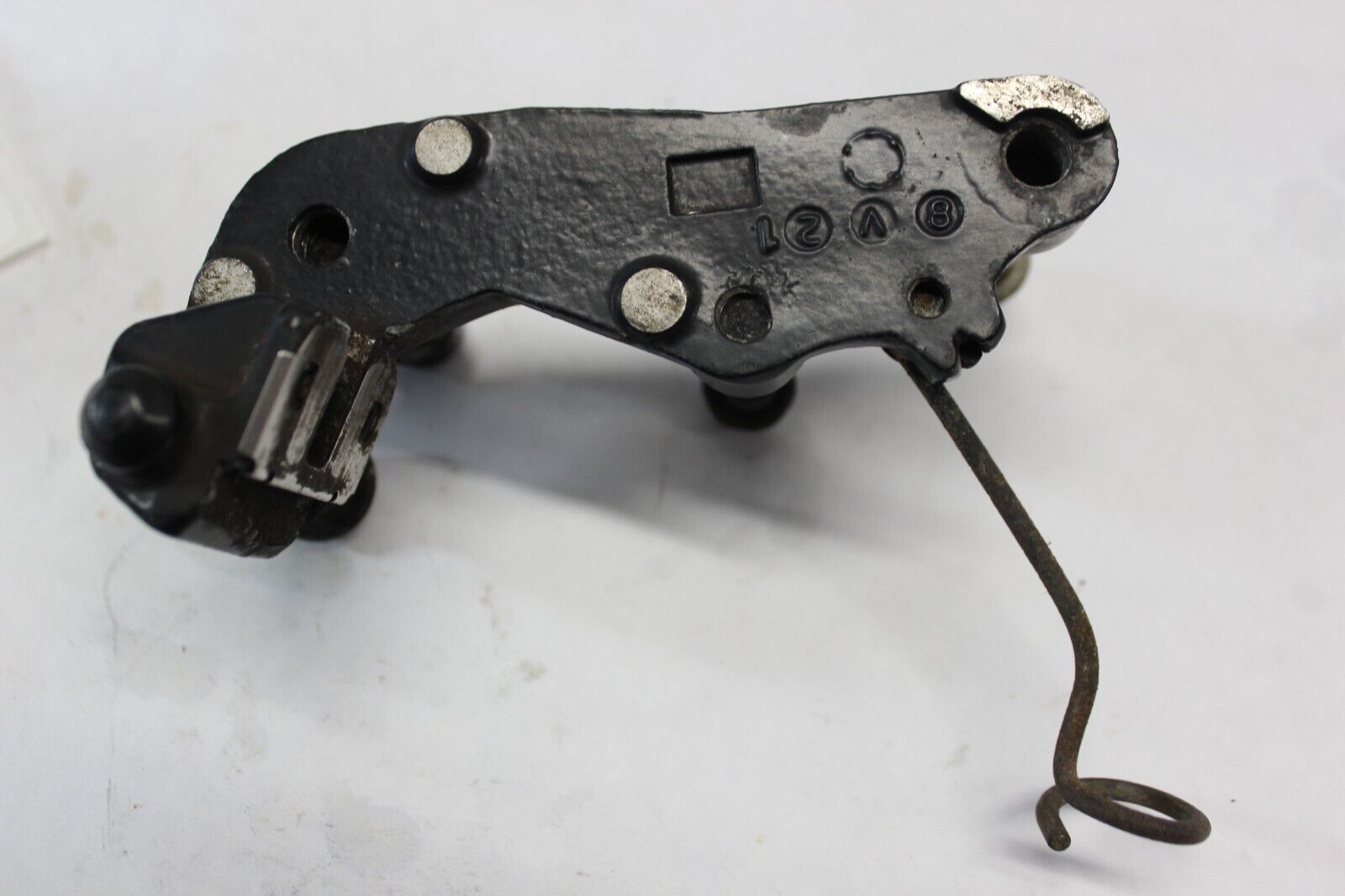 Front Caliper Bracket Left 45110-ME1-671 1984 Honda VF700C