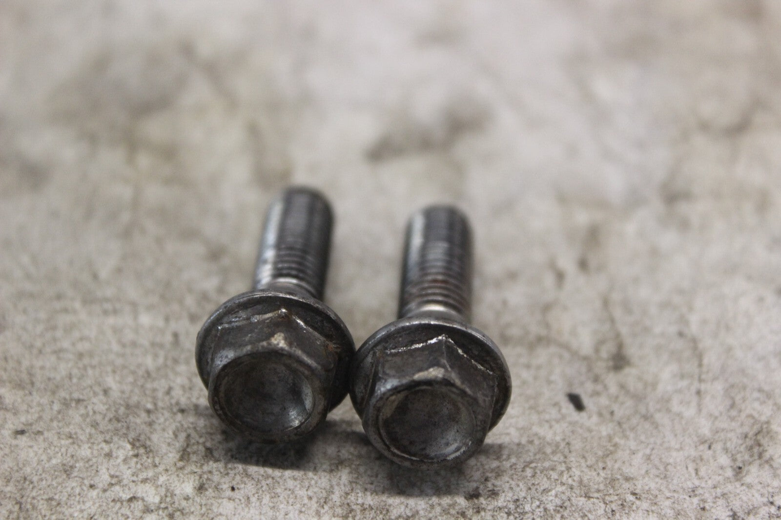 UPPER HANDLE HOLDER TOP BOLT 4PCS 07130-10607 2002 SUZUKI HAYABUSA GSX1300R