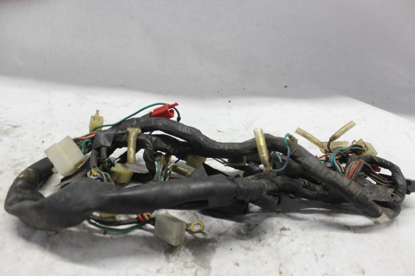 MAIN WIRING HARNESS 32100-MA1-730 1982 HONDA GL500I SILVERWING