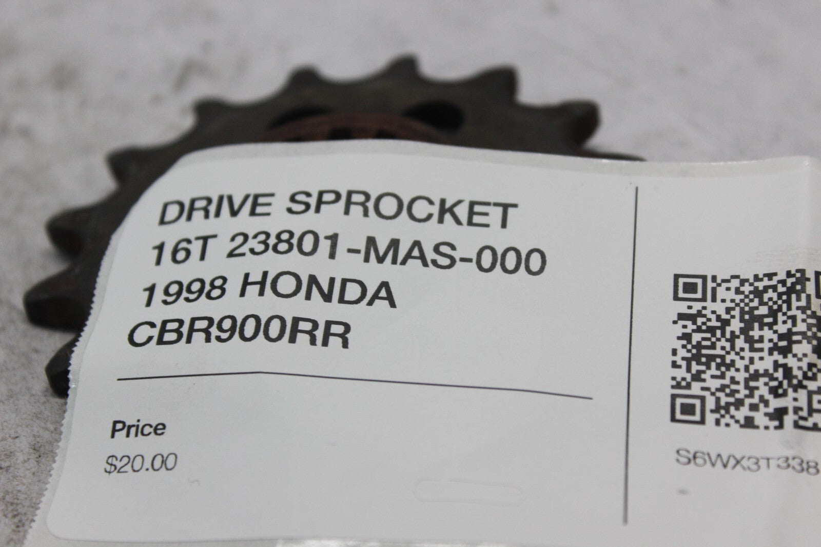 DRIVE SPROCKET 16T 23801-MAS-000 1998 HONDA CBR900RR