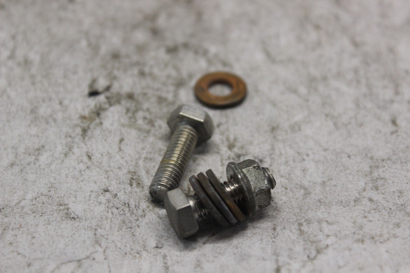 COIL STAY MOUNTING BOLT 2PCS 92101-06020-4J 1998 HONDA CBR900RR