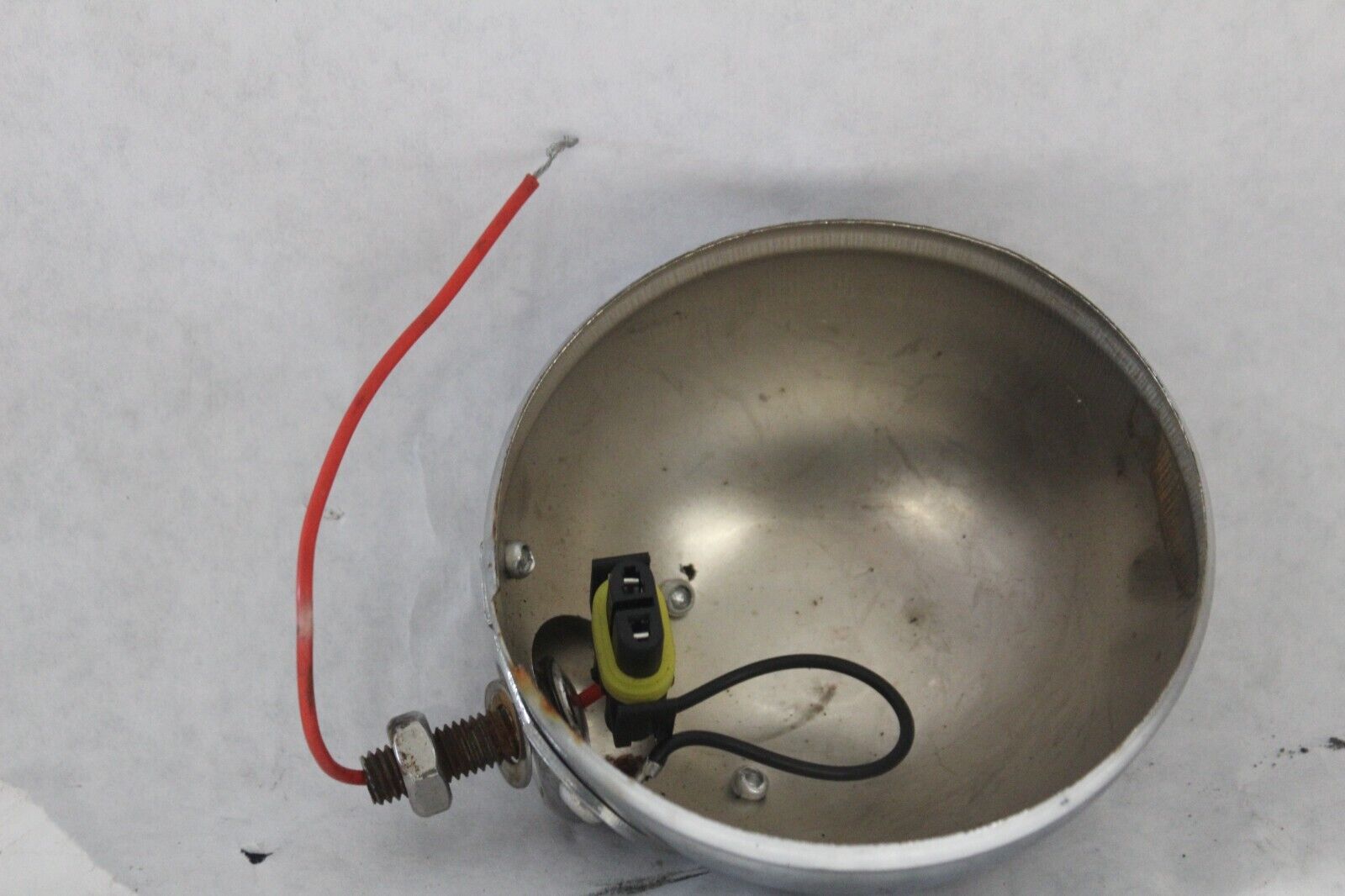 PASSING LAMP HOUSING 68683-02 2005 ROAD KING CUSTOM FLHRSI