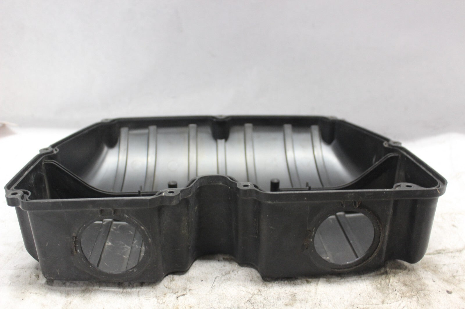 AIR CLEANER COVER 17231-MW0-000 1998 HONDA CBR900RR