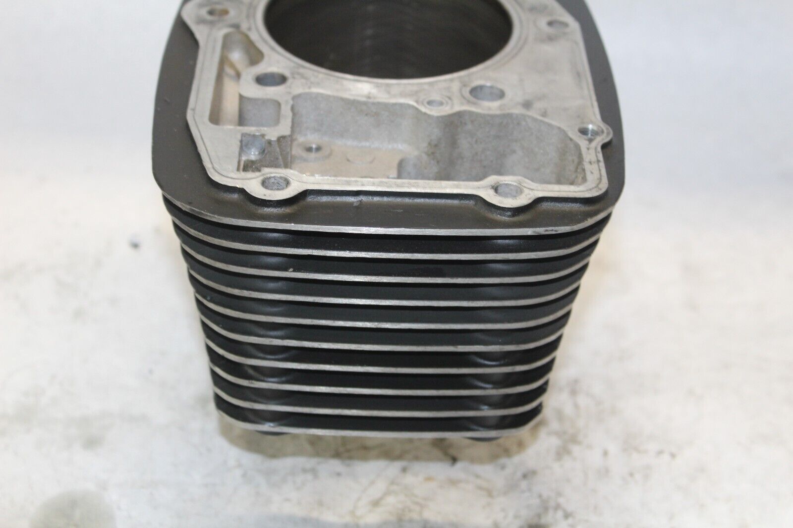 FRONT CYLINDER 11211-10F10-0F0 2000 SUZUKI INTRUDER VL1500