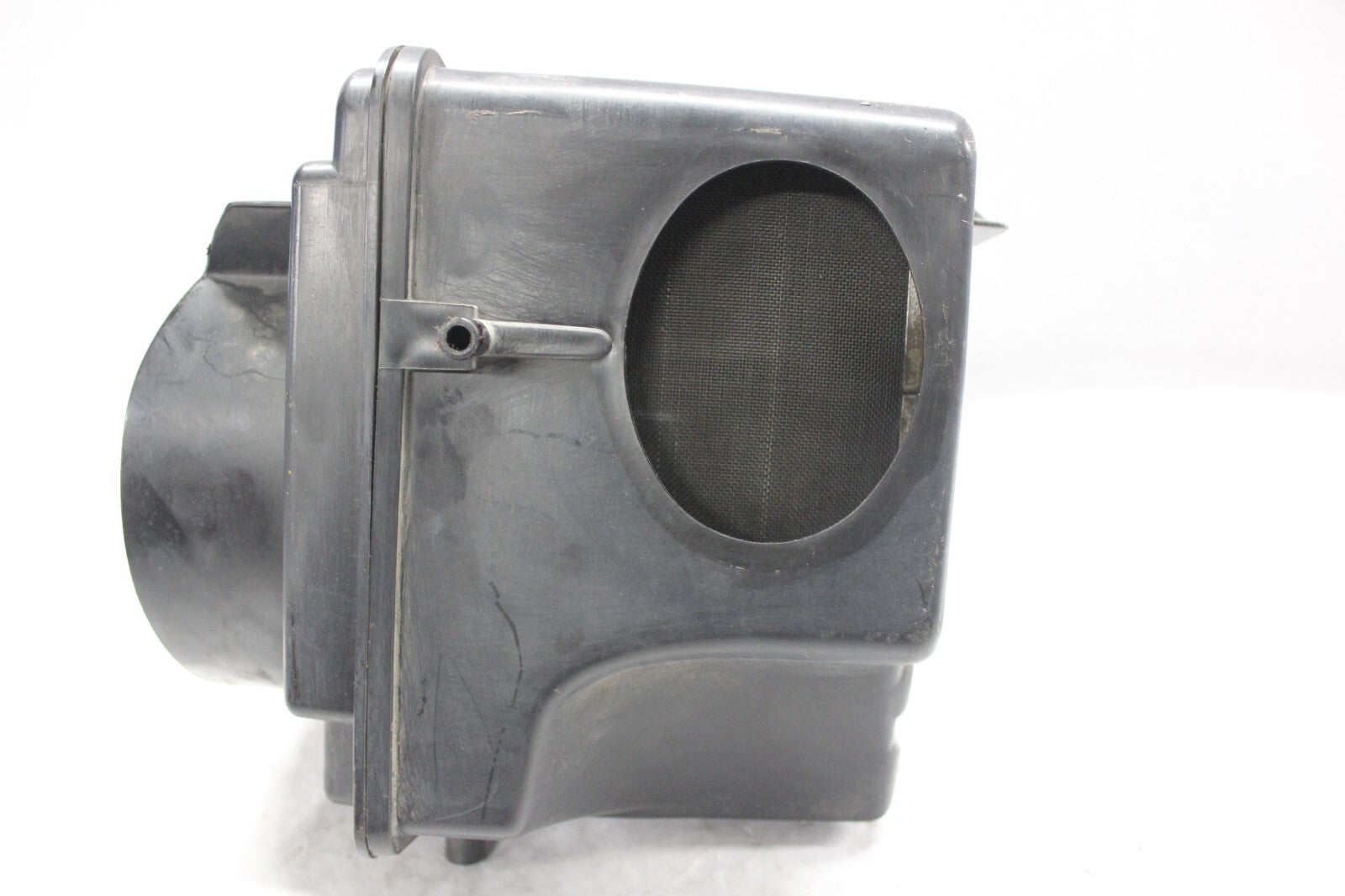 AIR CLEANER HOUSING 17205-MA1-000  1982 HONDA GL500I SILVERWING