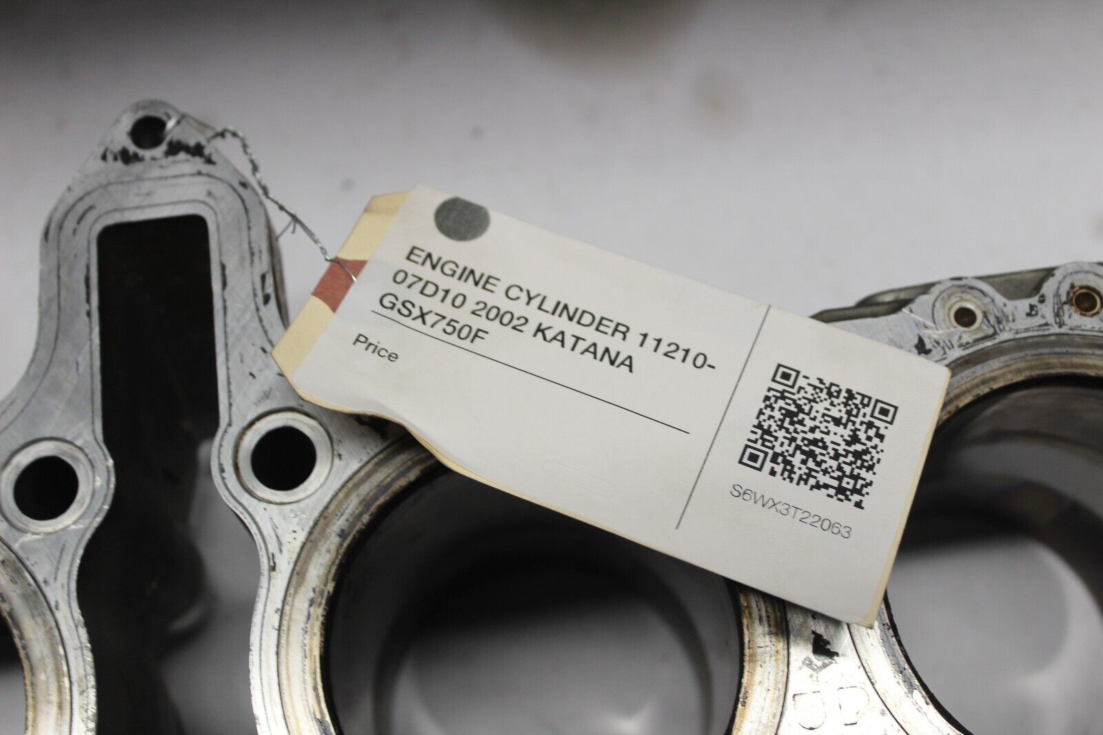 ENGINE CYLINDER 11210-07D10 2002 KATANA GSX750F