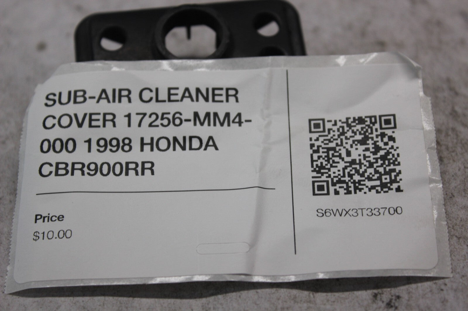 SUB-AIR CLEANER COVER 17256-MM4-000 1998 HONDA CBR900RR