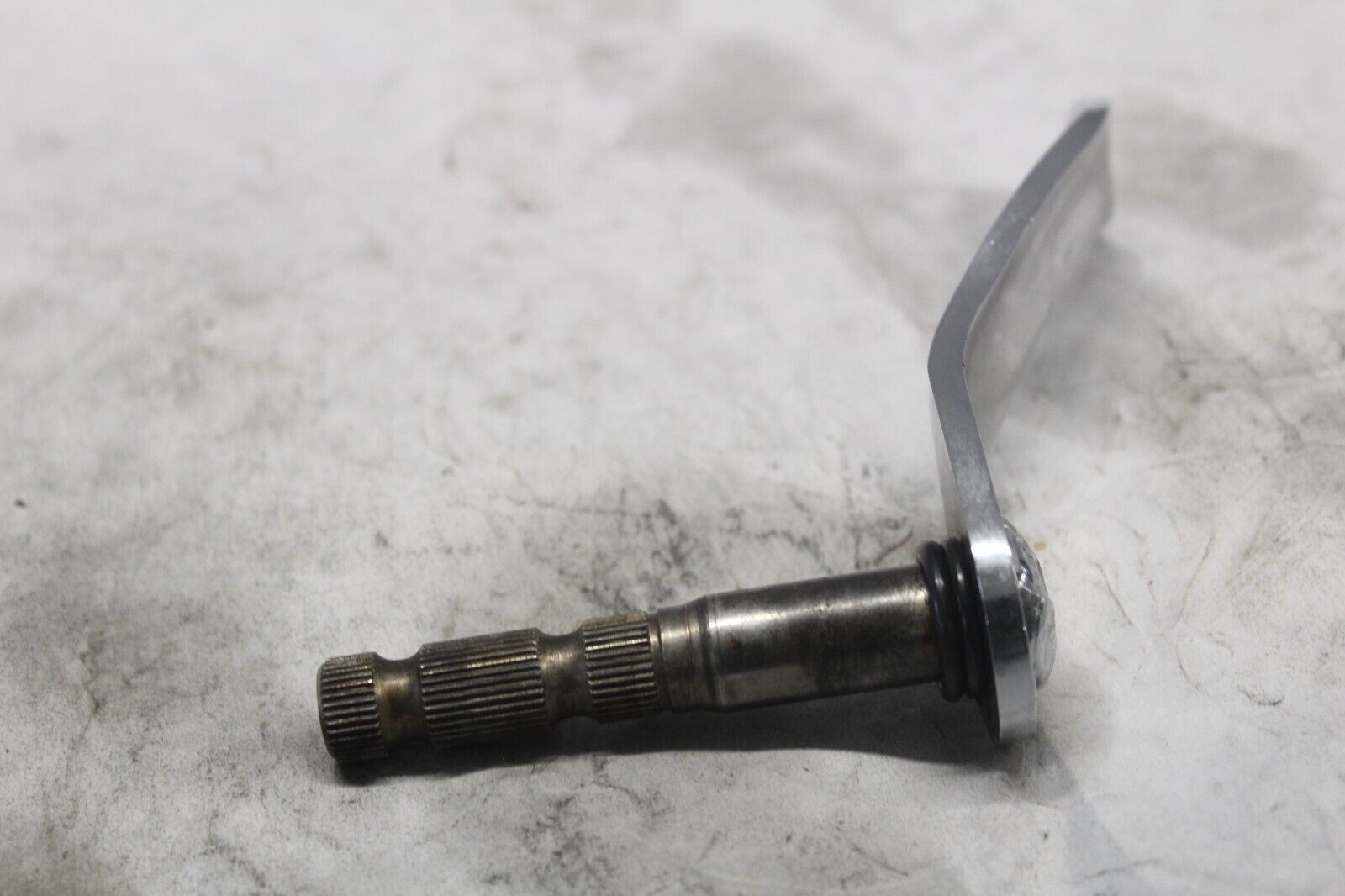 SHIFT LEVER CHROME 33668-90 2005 HD SOFTAIL DELUXE FLSTNI