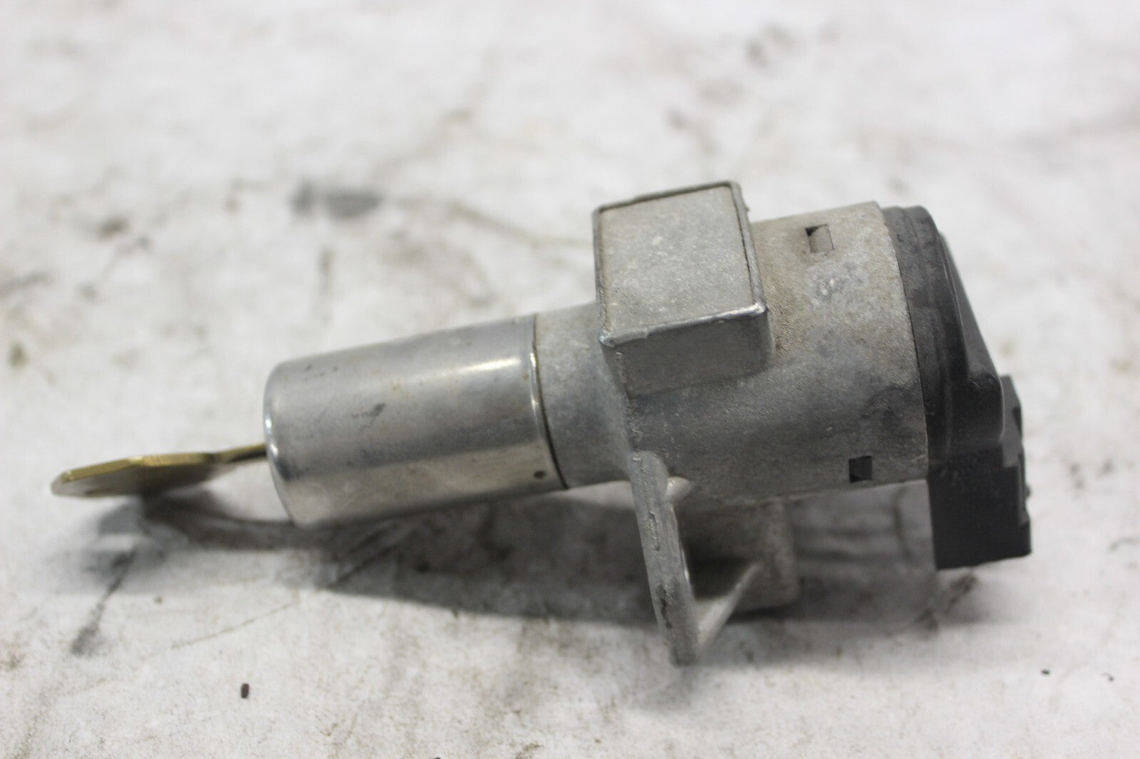 COMBINATION SWITCH W/KEY 35100-431-047 1982 HONDA GL500I SILVERWING