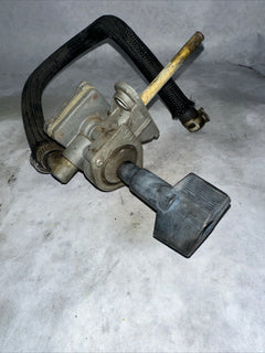 COCK ASSY., FUEL 2001 Suzuki Bandit 1200 44300-32F00