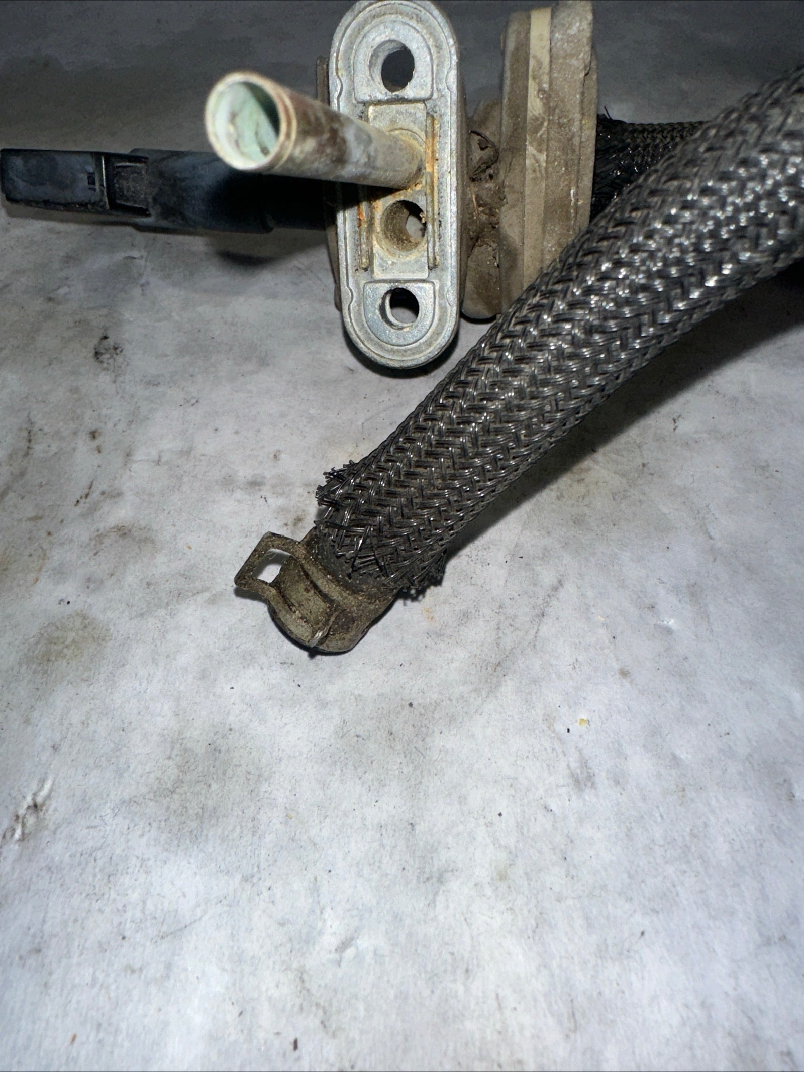 COCK ASSY., FUEL 2001 Suzuki Bandit 1200 44300-32F00
