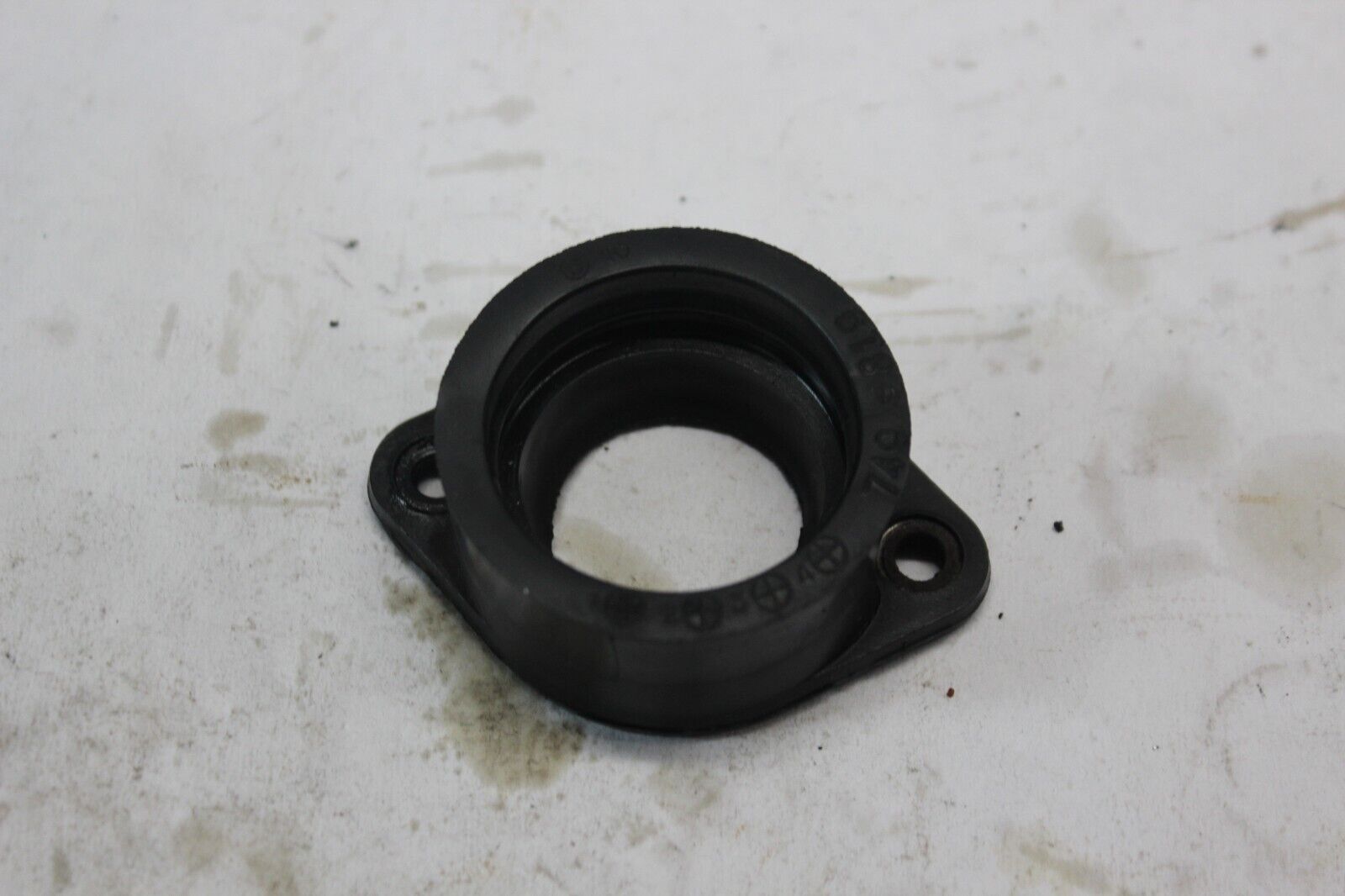 CARB HOLDER 16065-1132 1982 KZ750N SPECTRE