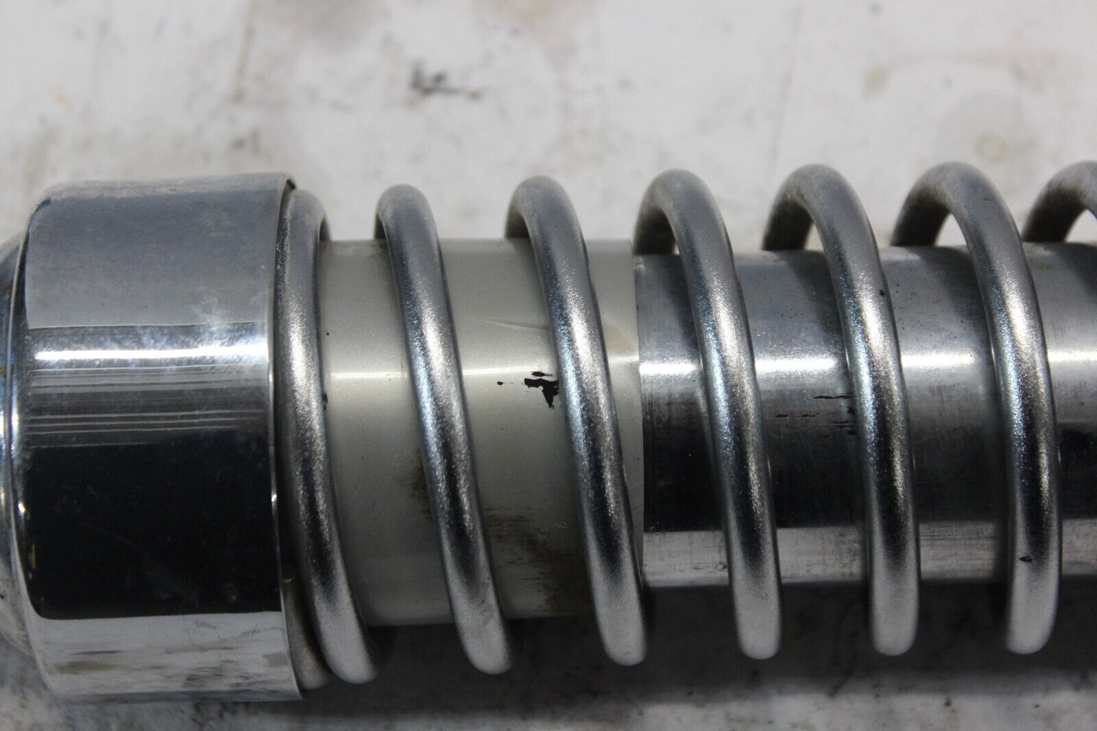 REAR SHOCK ABSORBER CHROME 45014-1304 1987 VULCAN VN750A