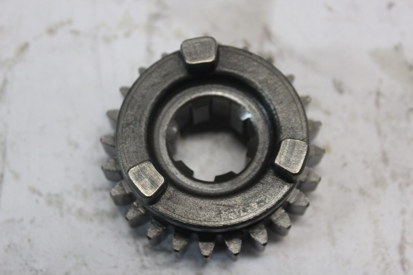 Countershaft 6th Gear 24T 23521-MB0-010 1984 HONDA VF700C