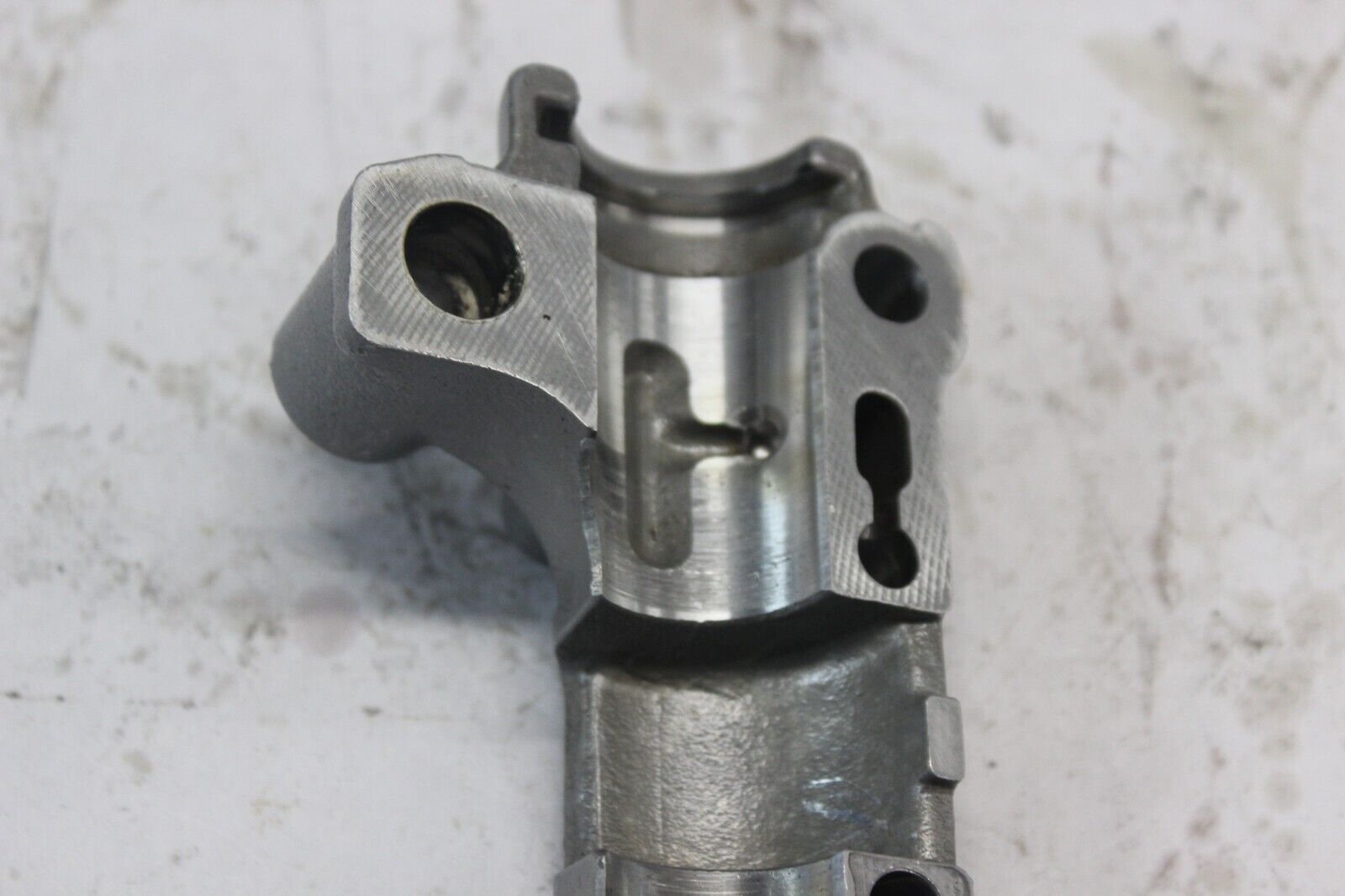 Camshaft Holder A 12211-MB0-773 1984 HONDA VF700C