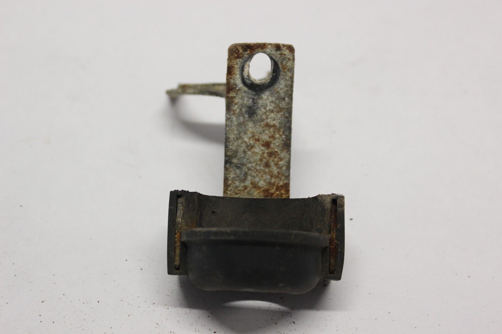 Reserve Tank Setting Stay (SEE PHOTOS) 19105-MB1-000 1984 Honda VF700C