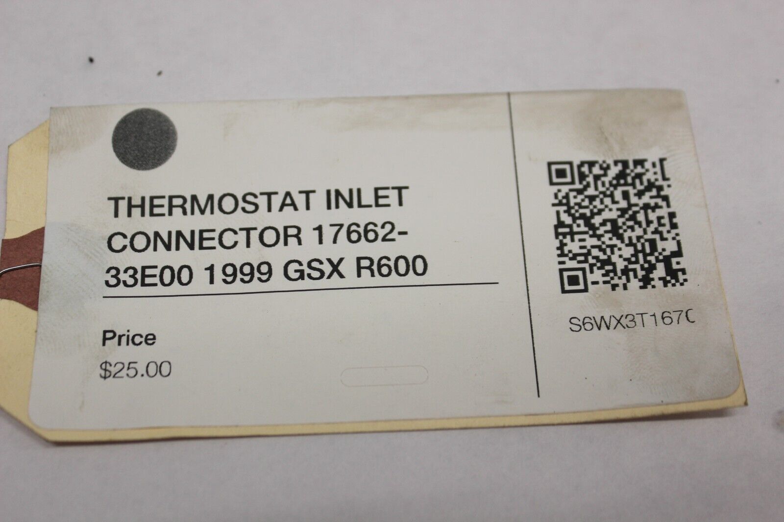 THERMOSTAT INLET CONNECTOR 17662-33E00 1999 GSX R600