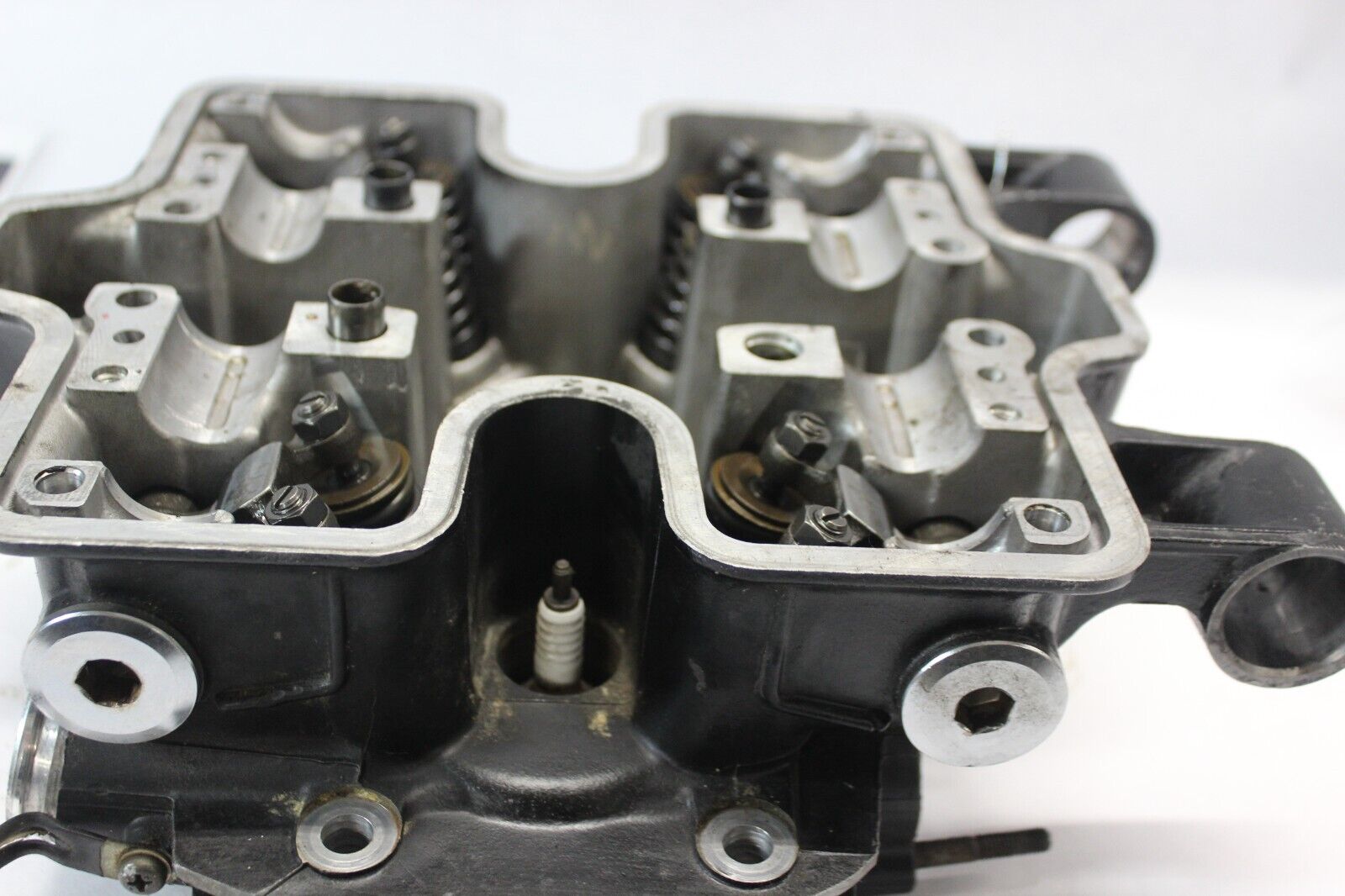 Rear Cylinder Head 12220-MB0-770 1984 HONDA VF700C