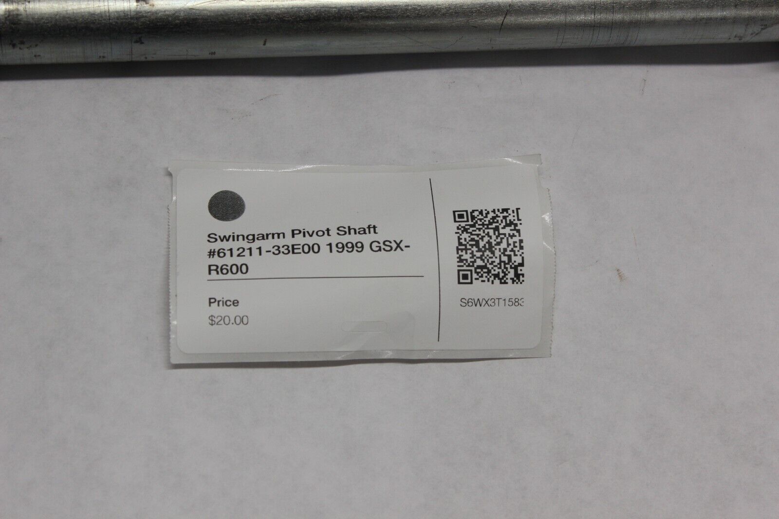 Swingarm Pivot Shaft #61211-33E00 1999 Suzuki GSX-R600