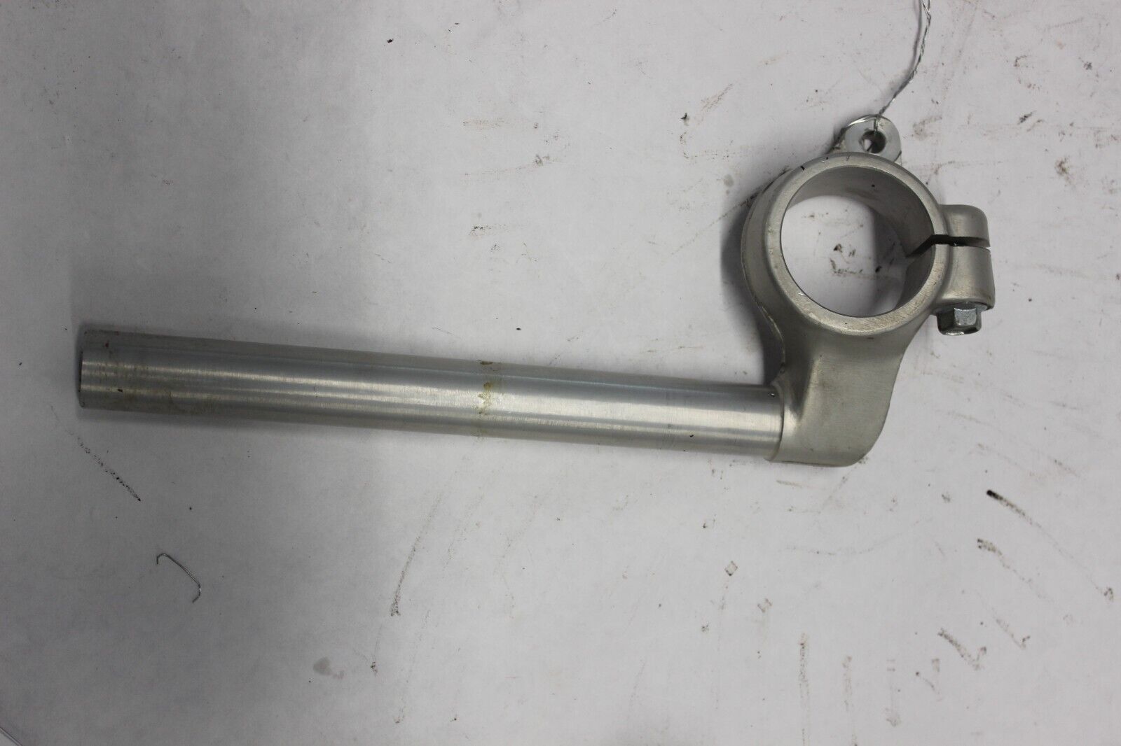 RIGHT HANDLEBAR 56111-33E10 1999 Suzuki GSX-R600